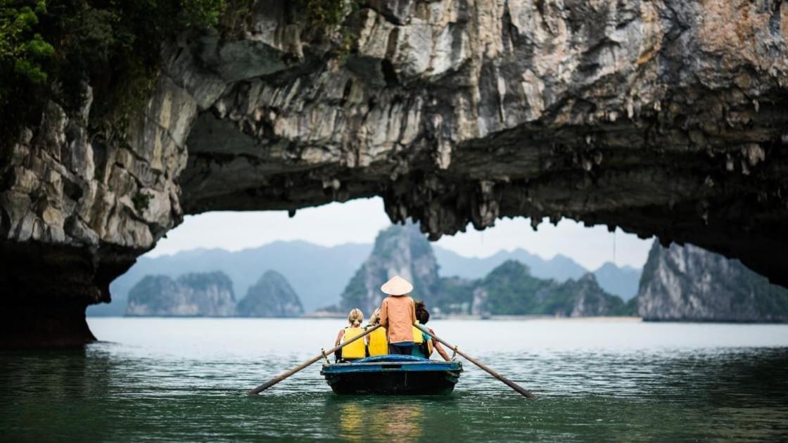 Cat Ba Violet Hotel Chan Chau Dış mekan fotoğraf